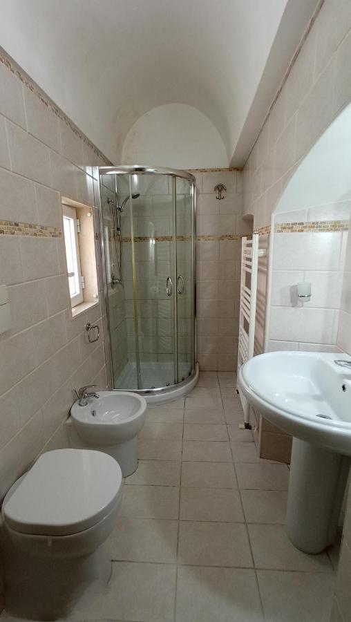 Palazzo Saraceno Apartment-Taras Tarent Zewnętrze zdjęcie